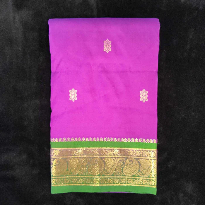 Vaadamalli-with-Green-Dharmavaram-Silk-Saree-No-127_42417922408753